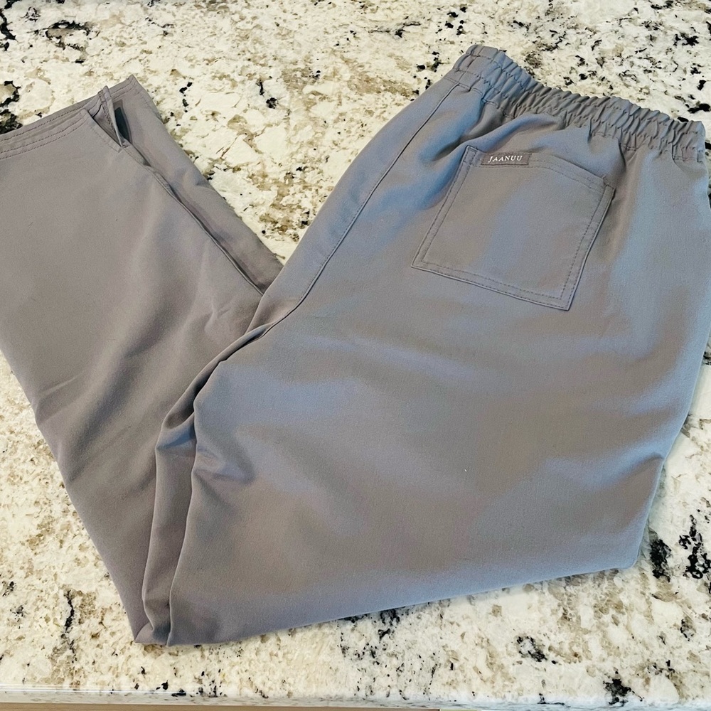 Jaanuu Gray scrub pants